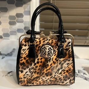 Glossy Purse With Leopard Print